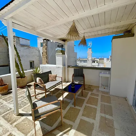 Calliope Апартаменти