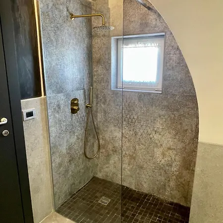 Апартаменти Calliope